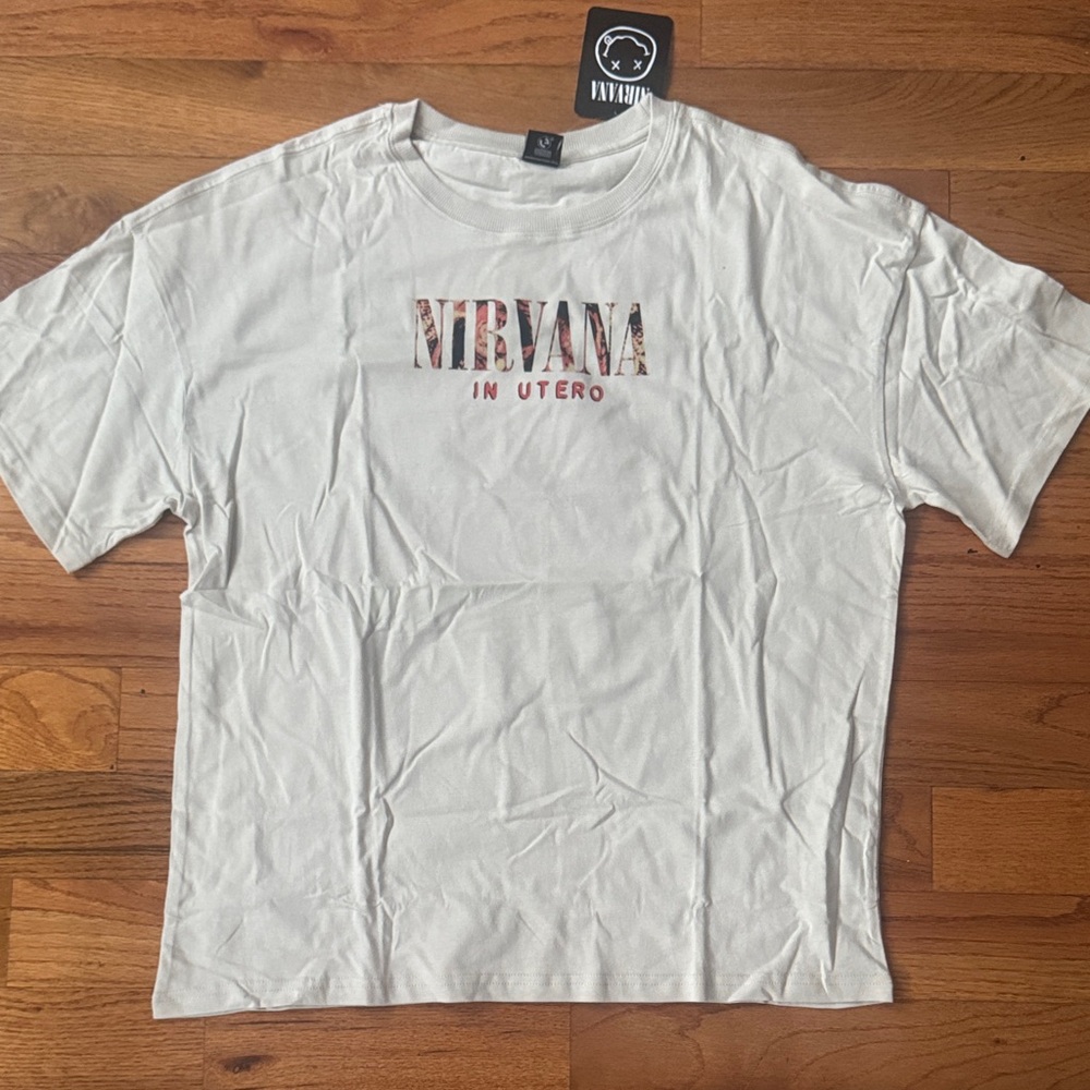 Nirvana graphic tee, size L never worn